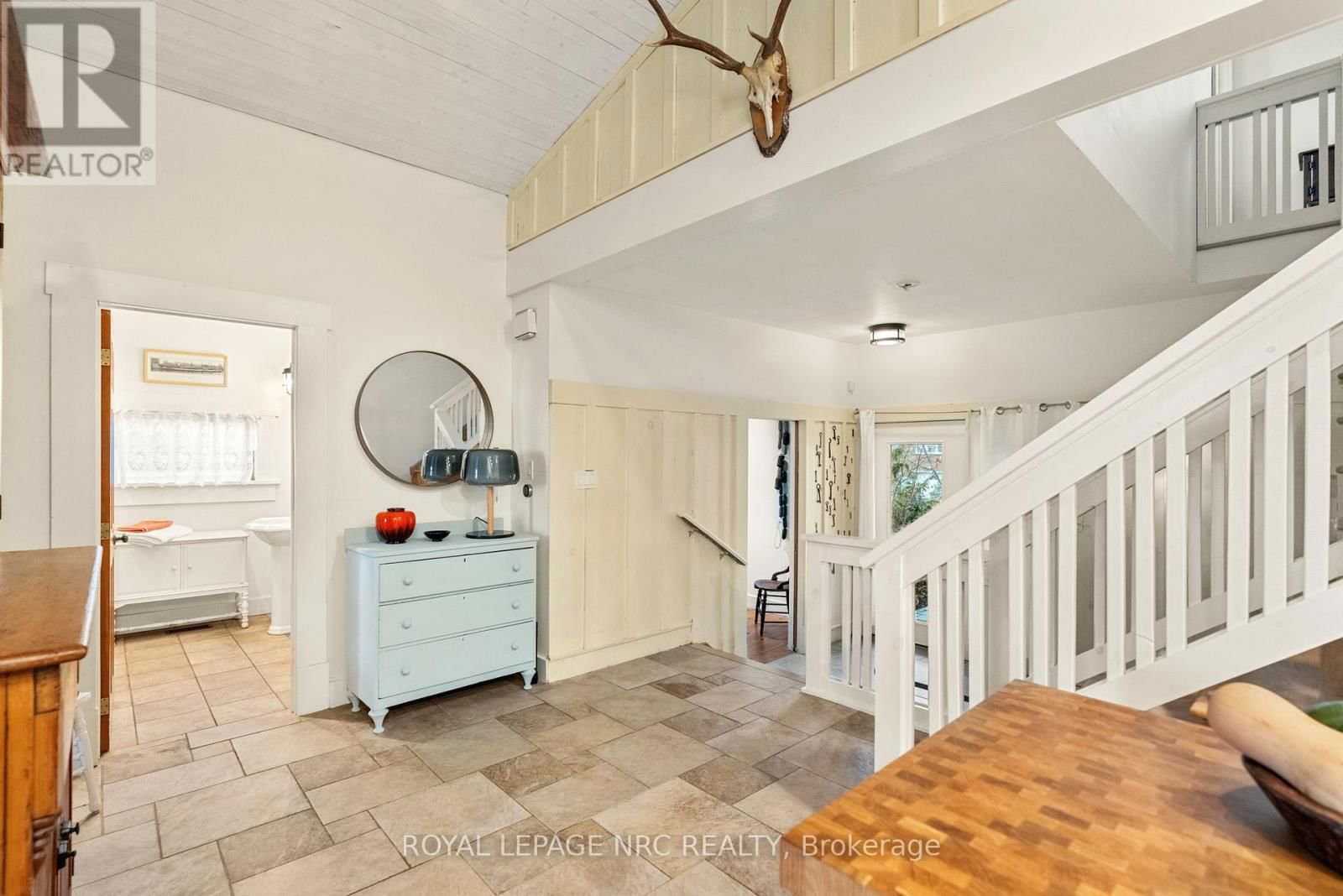 3765 CRYSTAL BEACH DRIVE Image 16