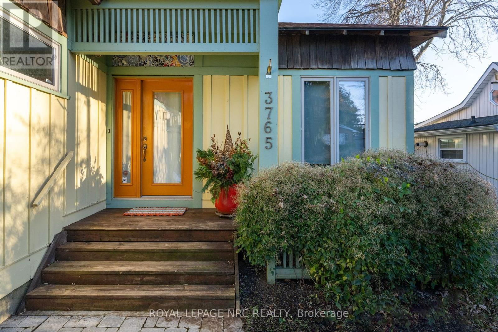 3765 CRYSTAL BEACH DRIVE Image 3
