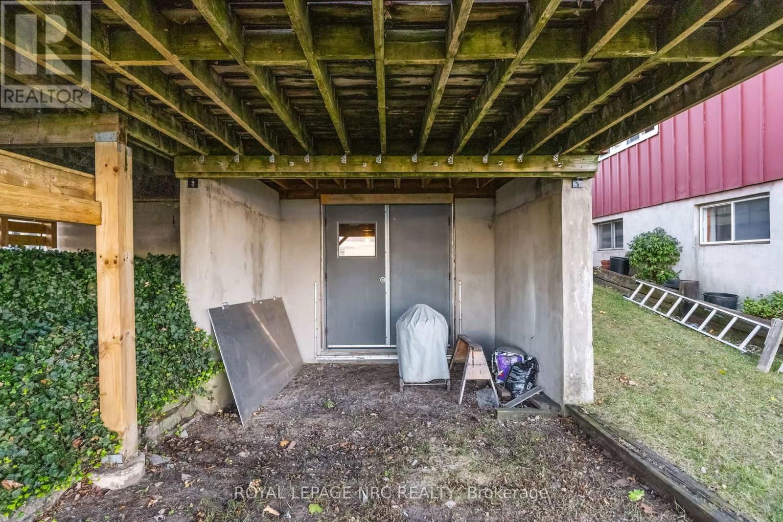 3765 CRYSTAL BEACH DRIVE Image 39