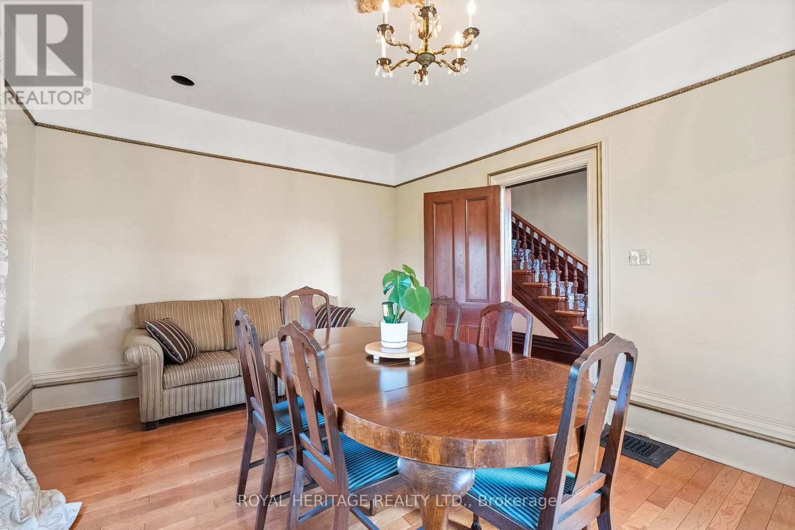 1201 SALEM ROAD Image 10