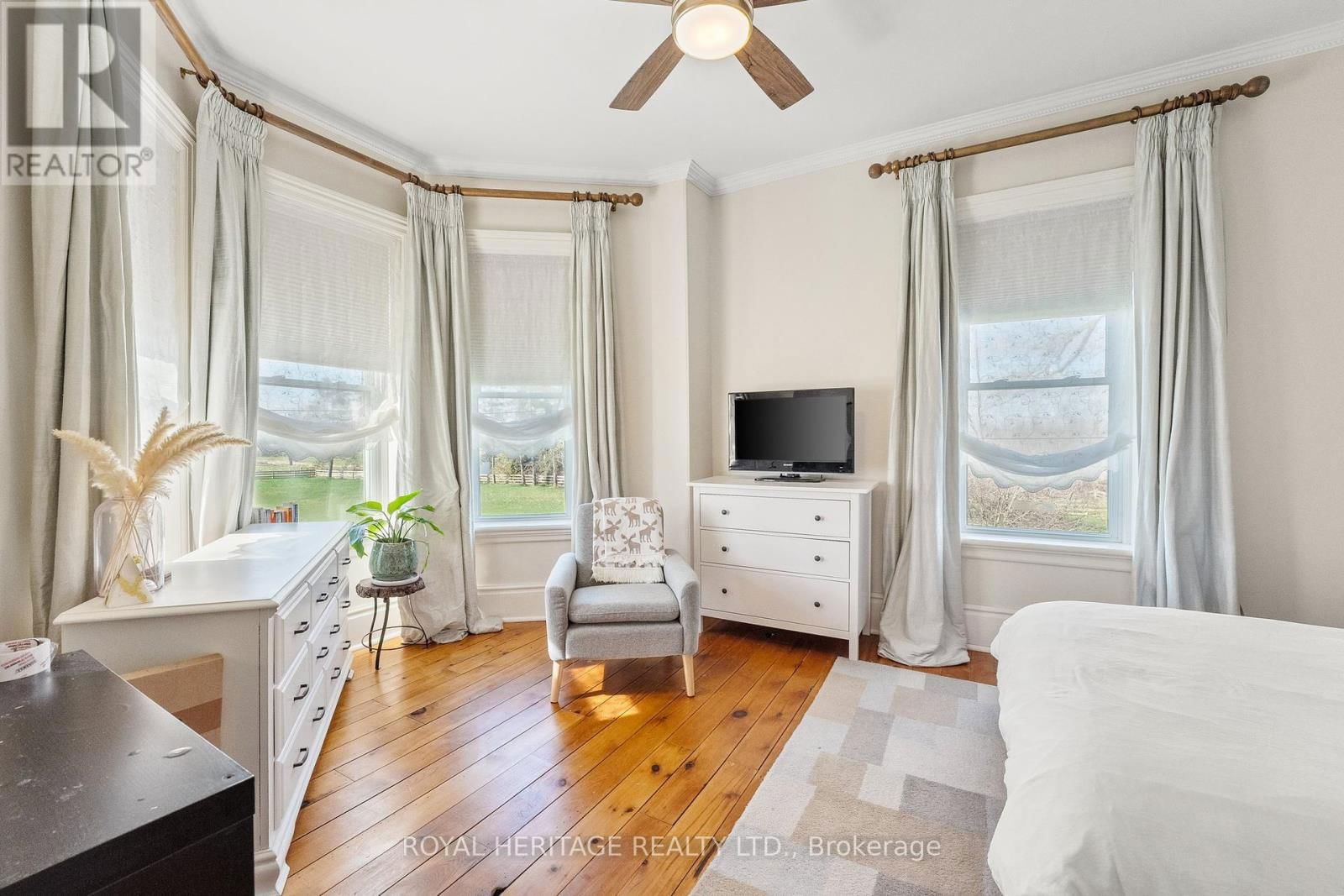 1201 SALEM ROAD Image 14