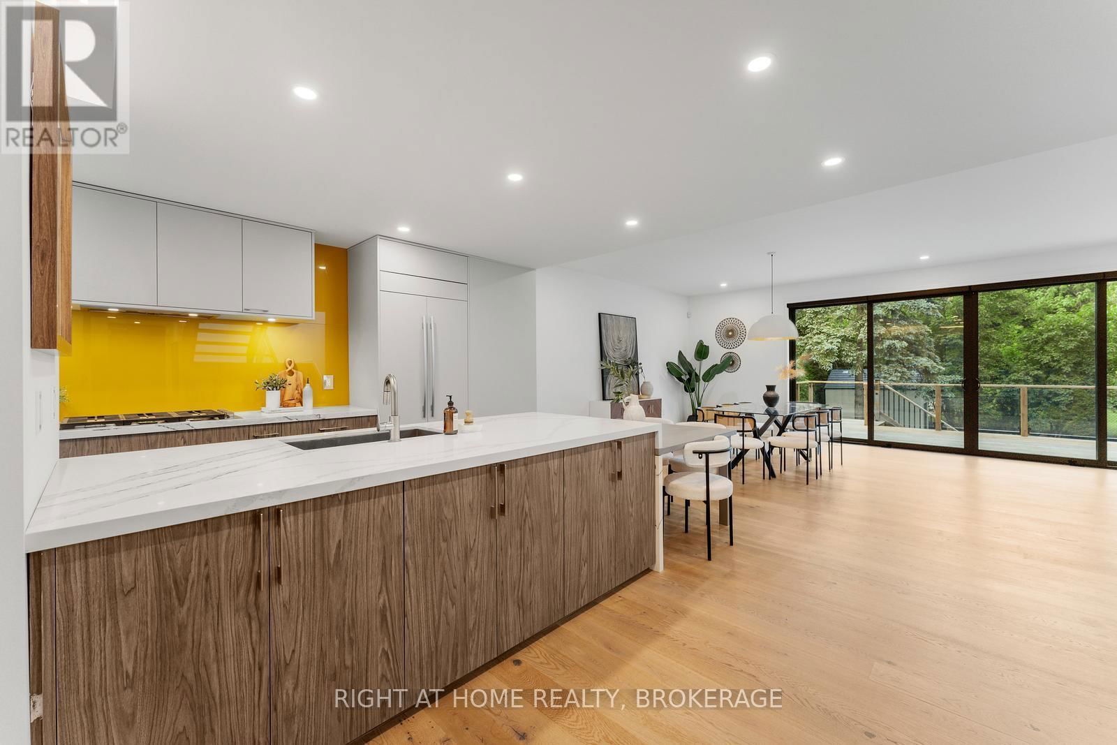 14 MAPLE STREET Image 10