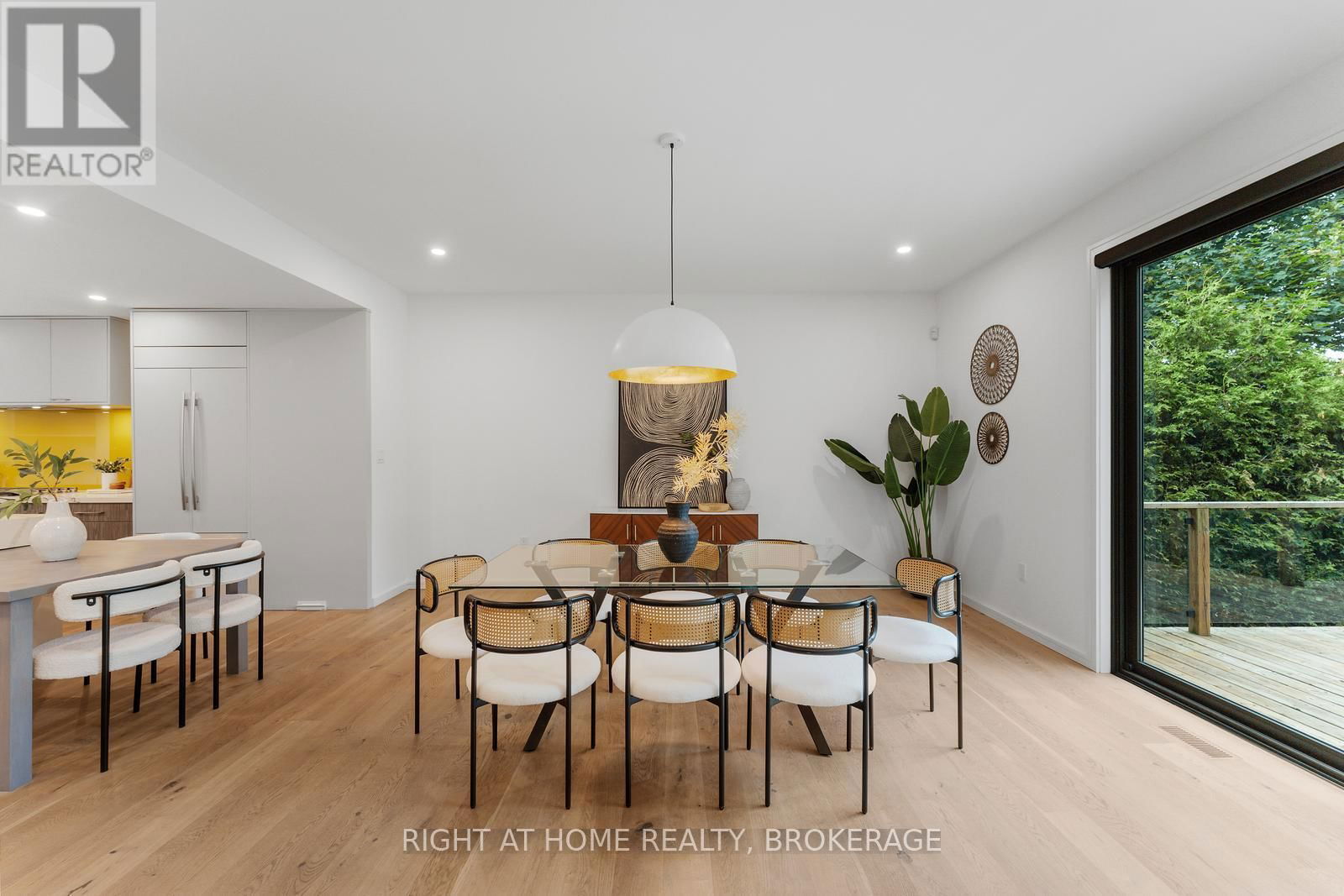 14 MAPLE STREET Image 20