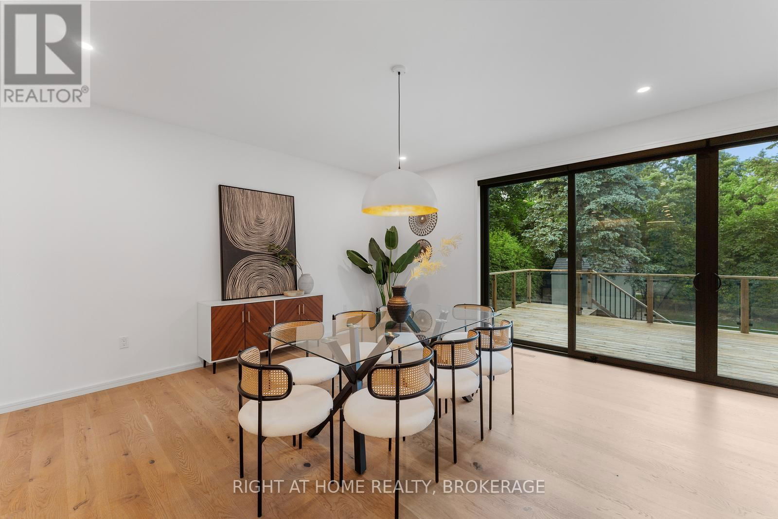 14 MAPLE STREET Image 21