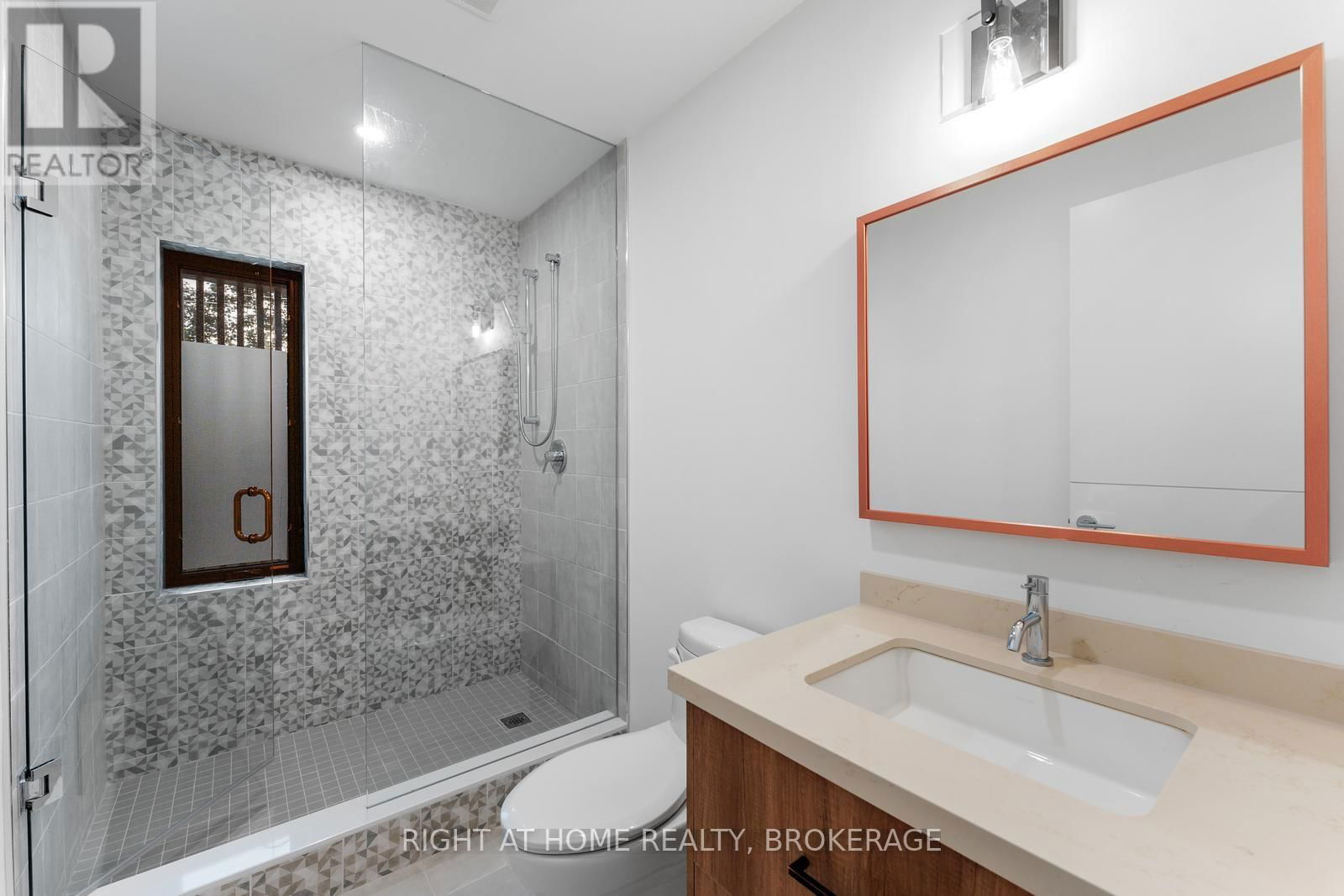14 MAPLE STREET Image 31