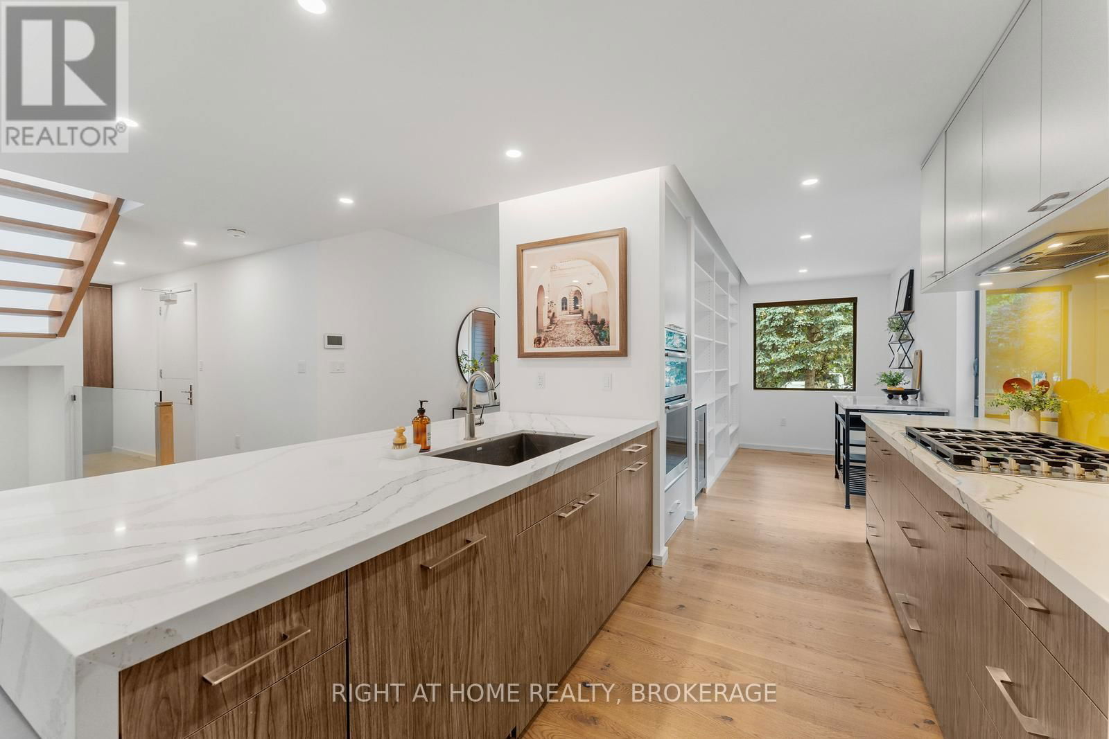 14 MAPLE STREET Image 8