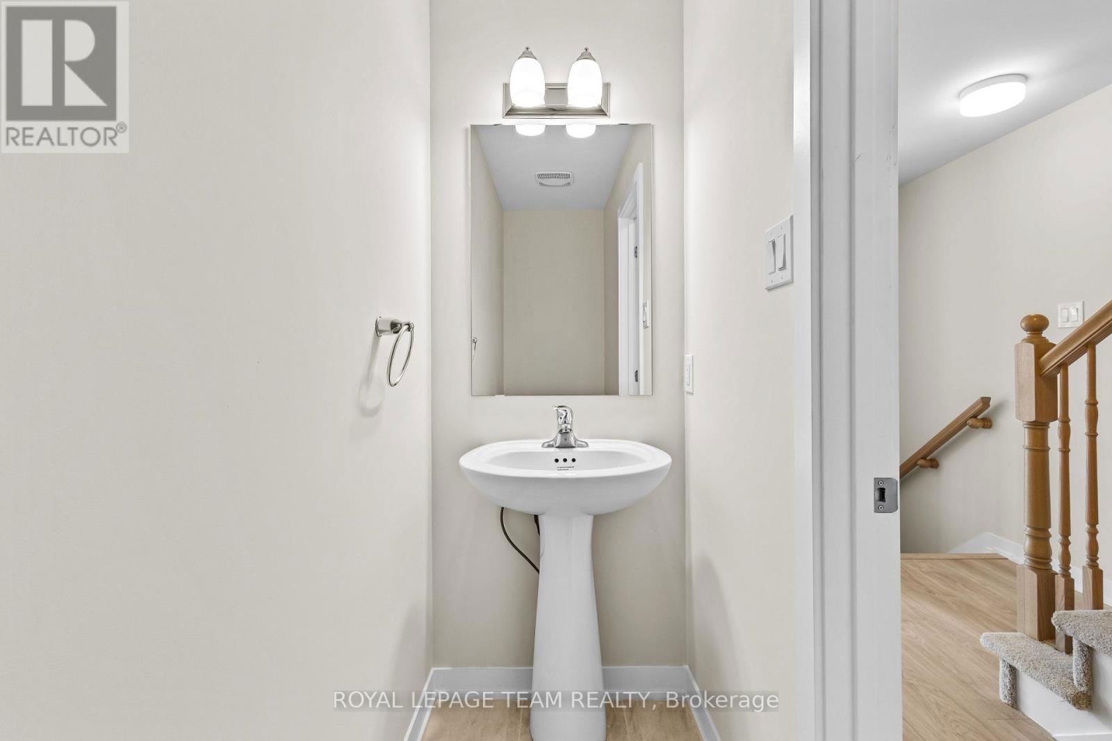 712 PARNIAN PRIVATE Image 10