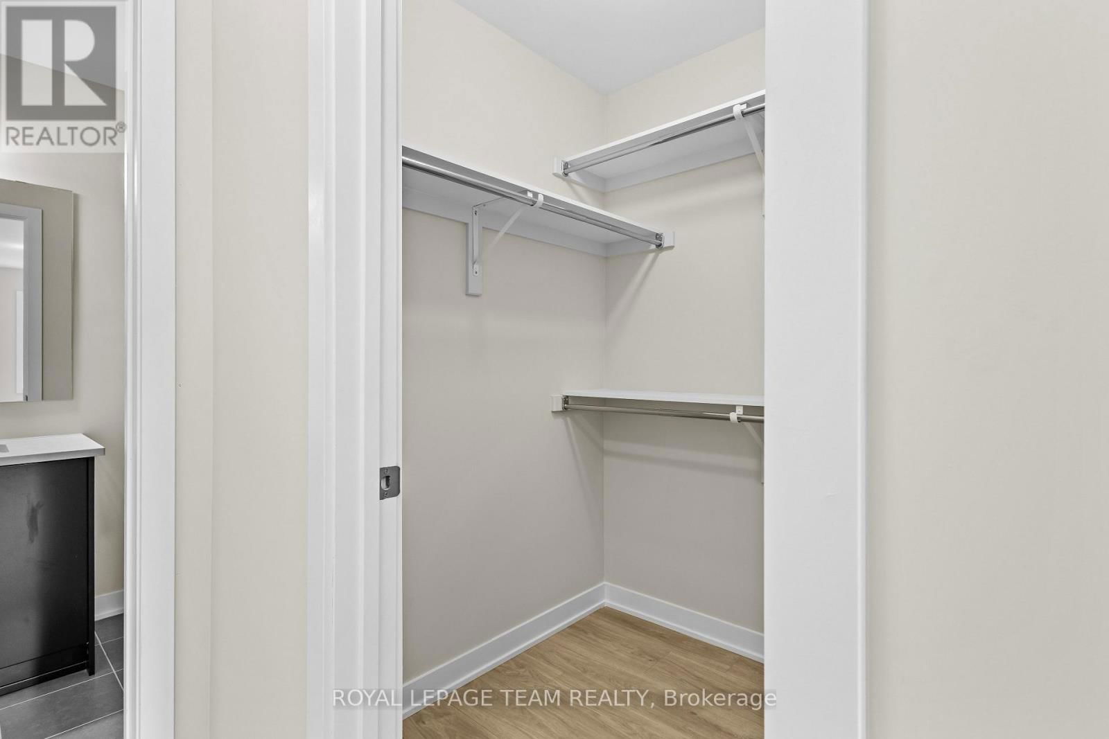 712 PARNIAN PRIVATE Image 14