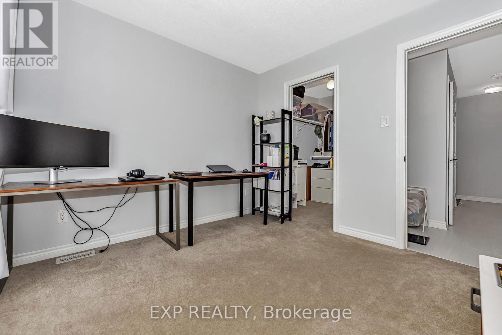 878 ATLAS TERRACE Image 21