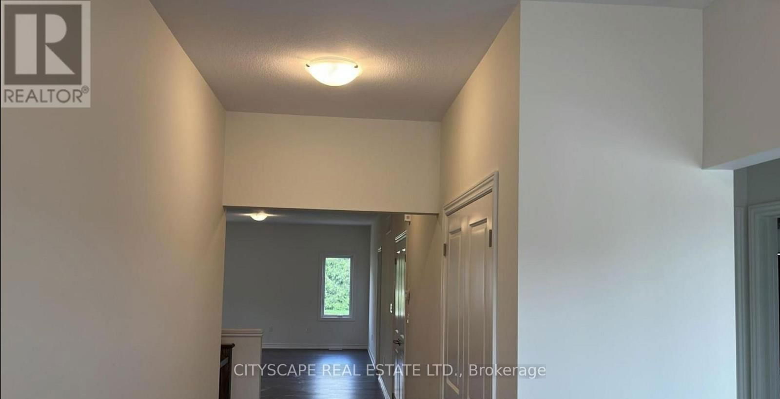122 ELLEN STREET Image 3