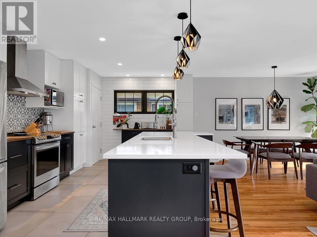 2447 MAGNUS AVENUE Image 11