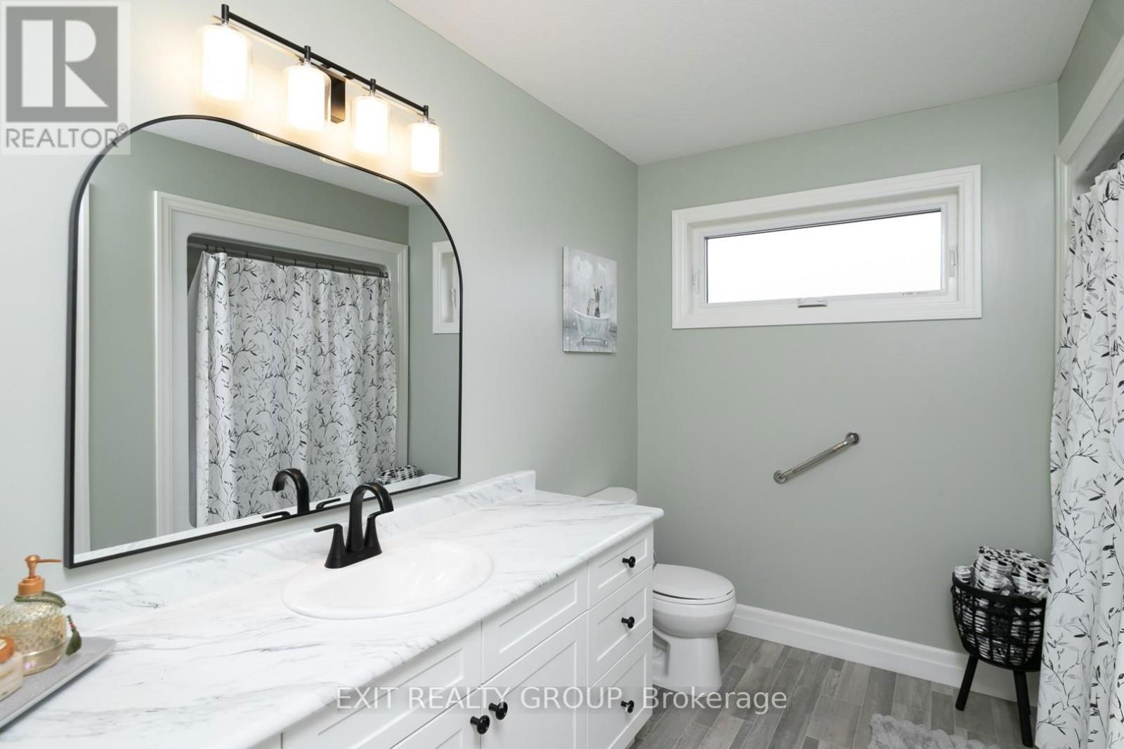 37 CALEB CRESCENT Image 23