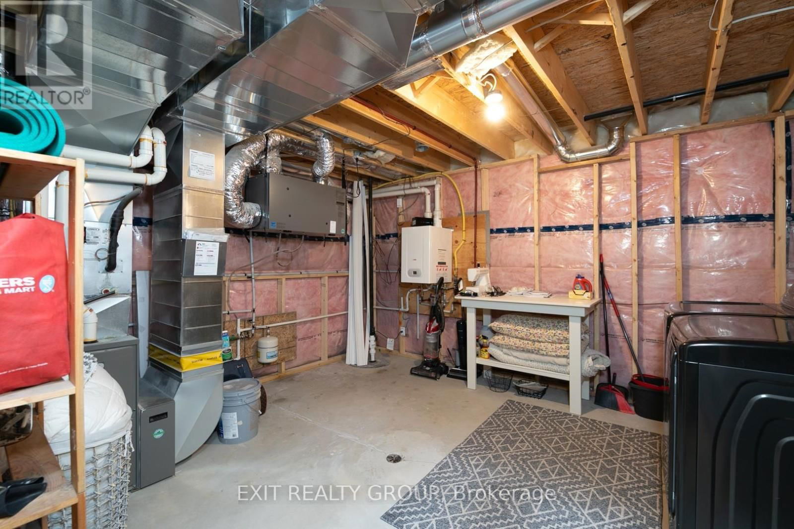 37 CALEB CRESCENT Image 35