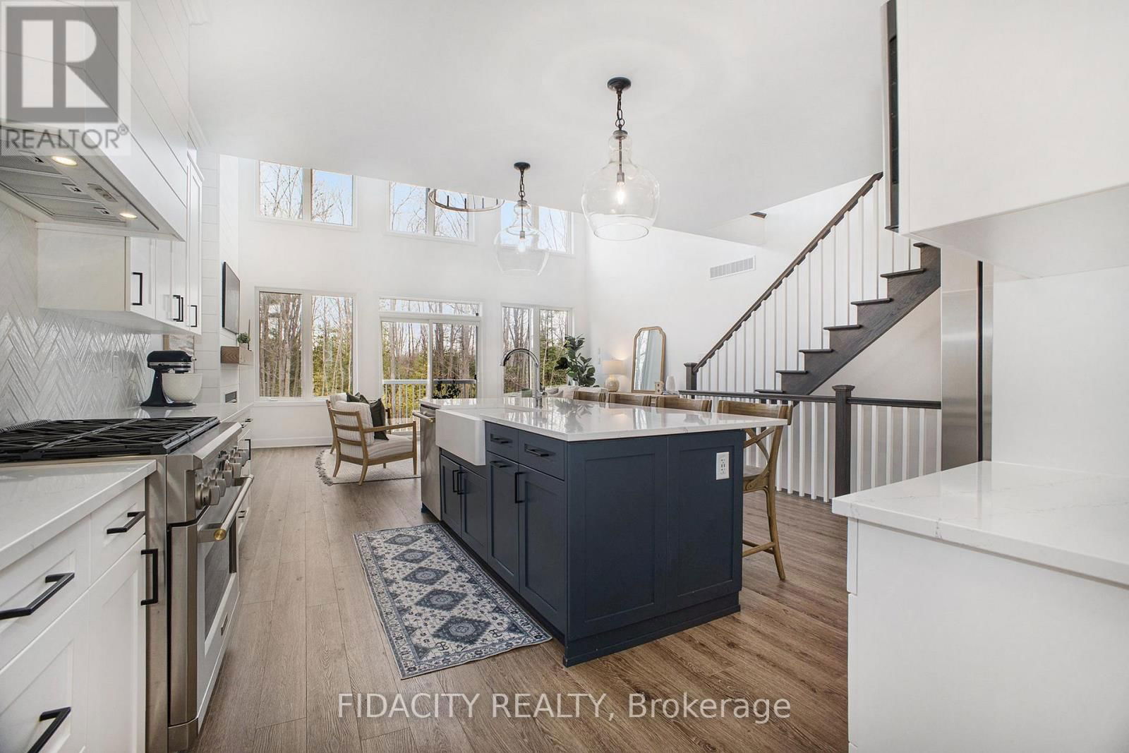 258 ANTLER COURT Image 10