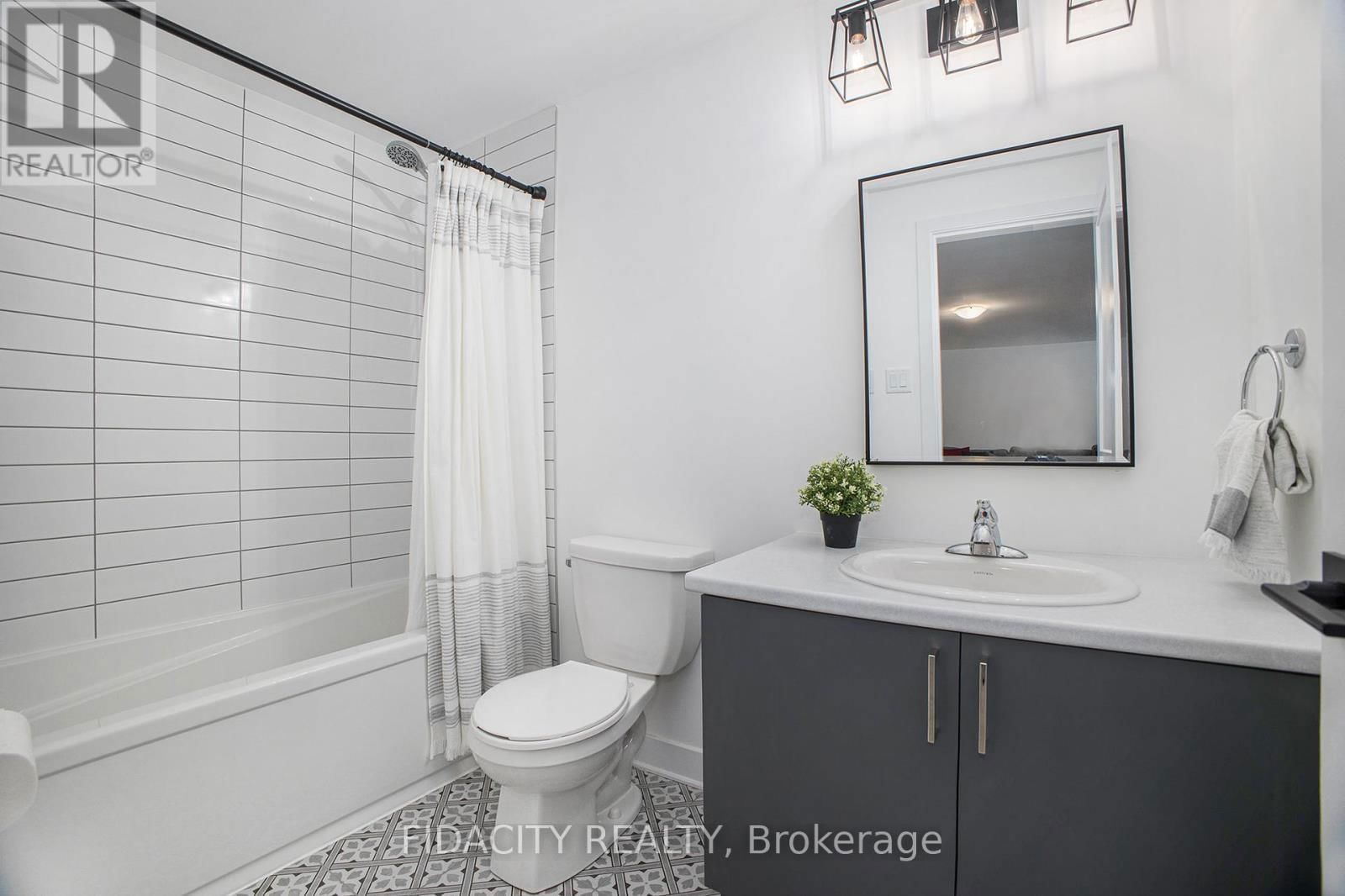 258 ANTLER COURT Image 32
