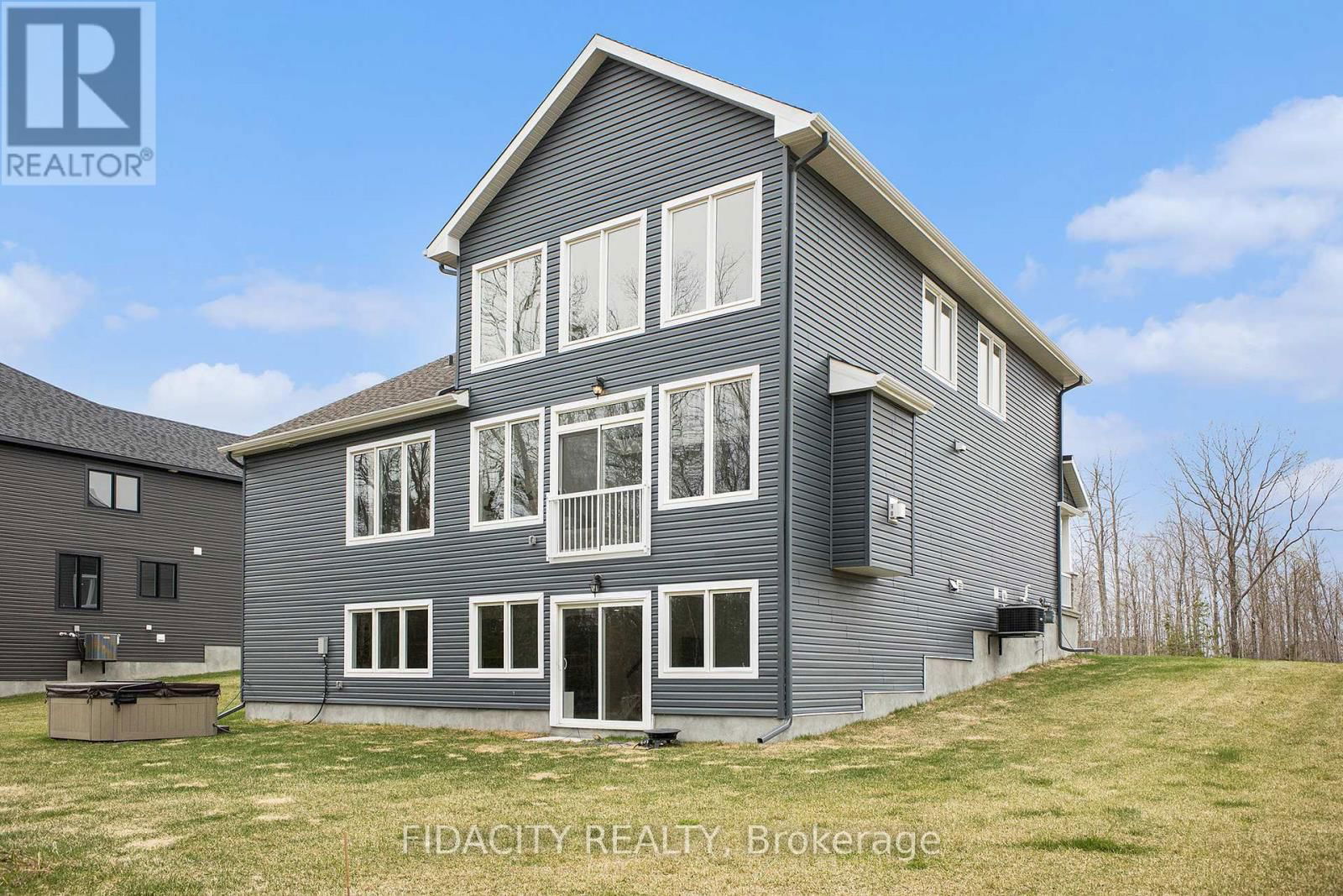 258 ANTLER COURT Image 33