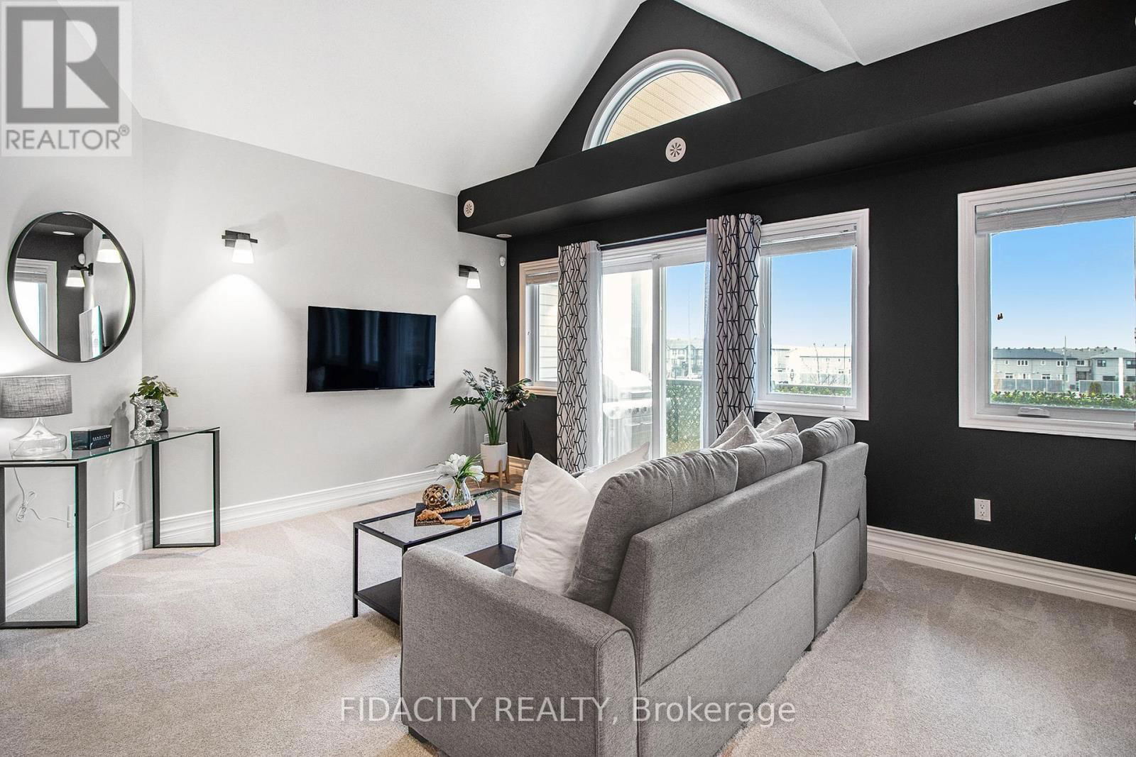 K - 139 HARTHILL WAY Image 3