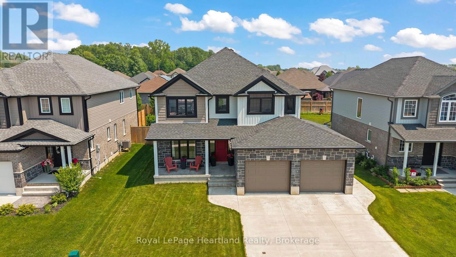 97 FORBES CRESCENT Image 2