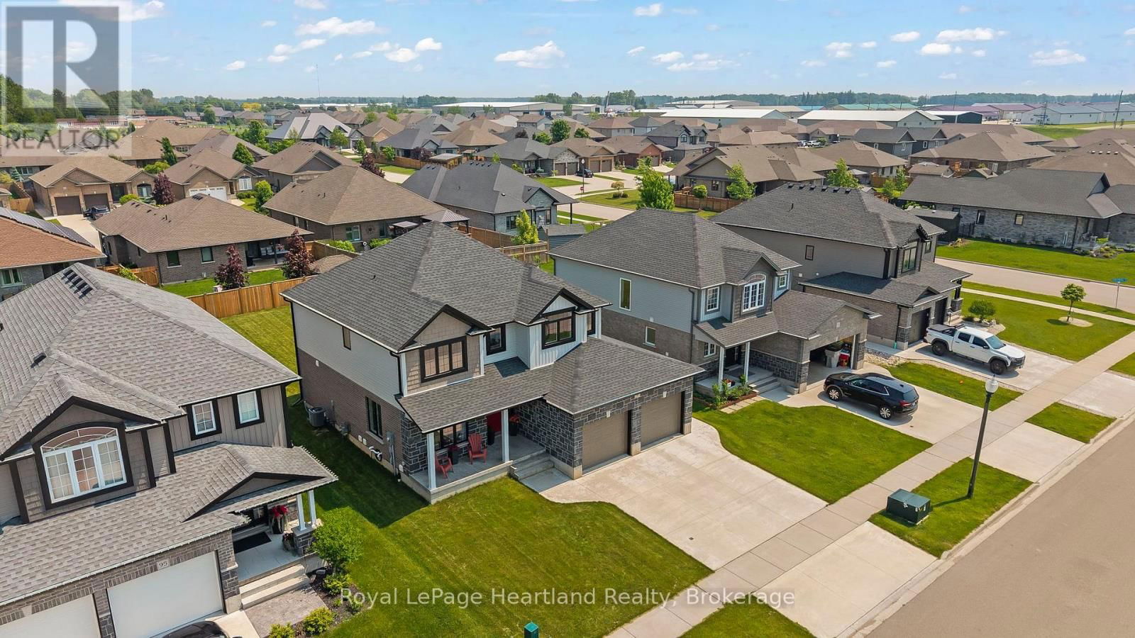 97 FORBES CRESCENT Image 3