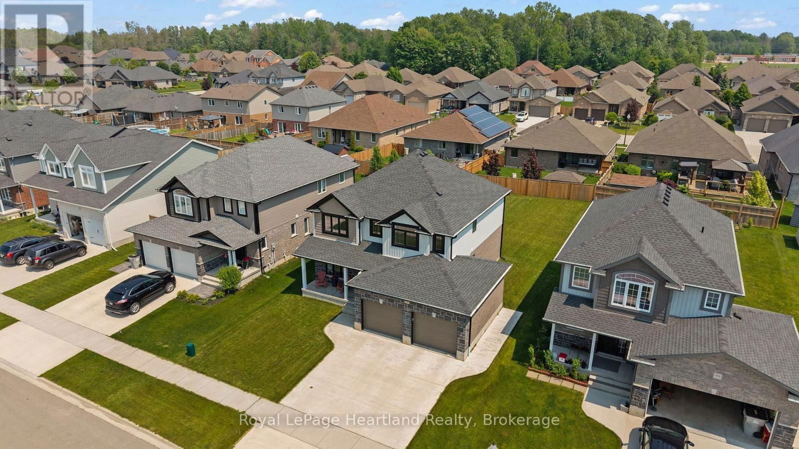 97 FORBES CRESCENT Image 4