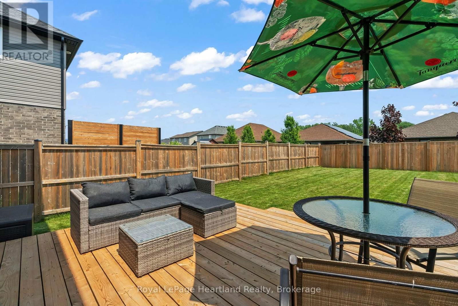 97 FORBES CRESCENT Image 41