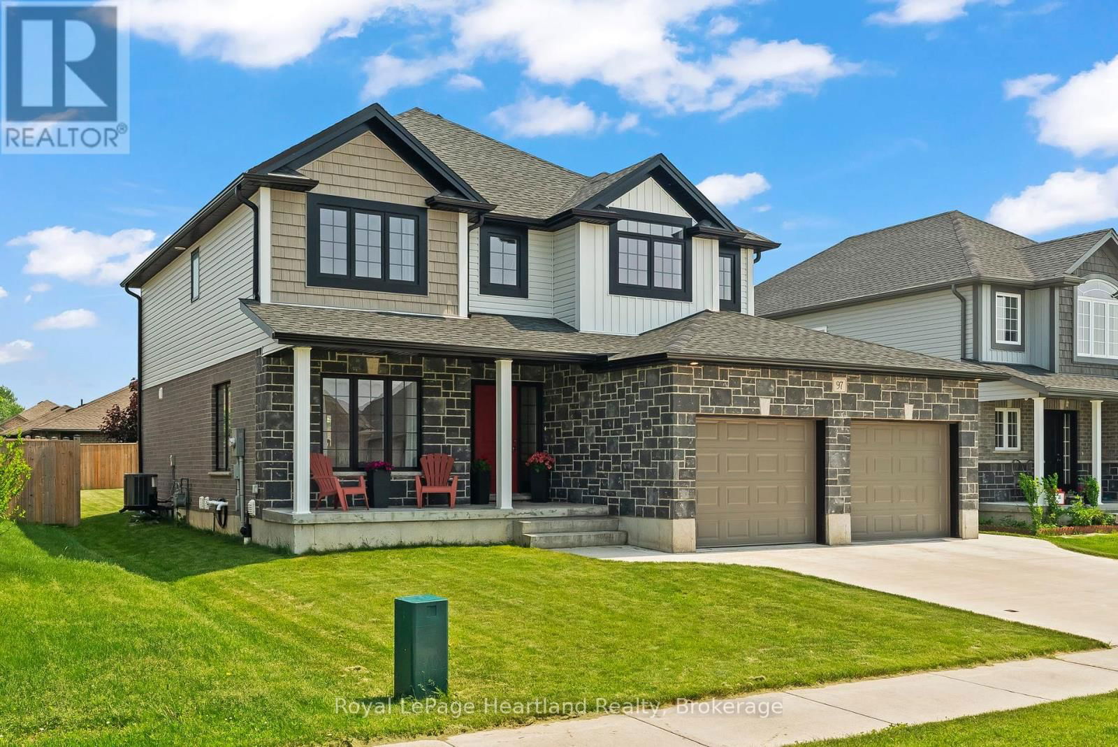 97 FORBES CRESCENT Image 8