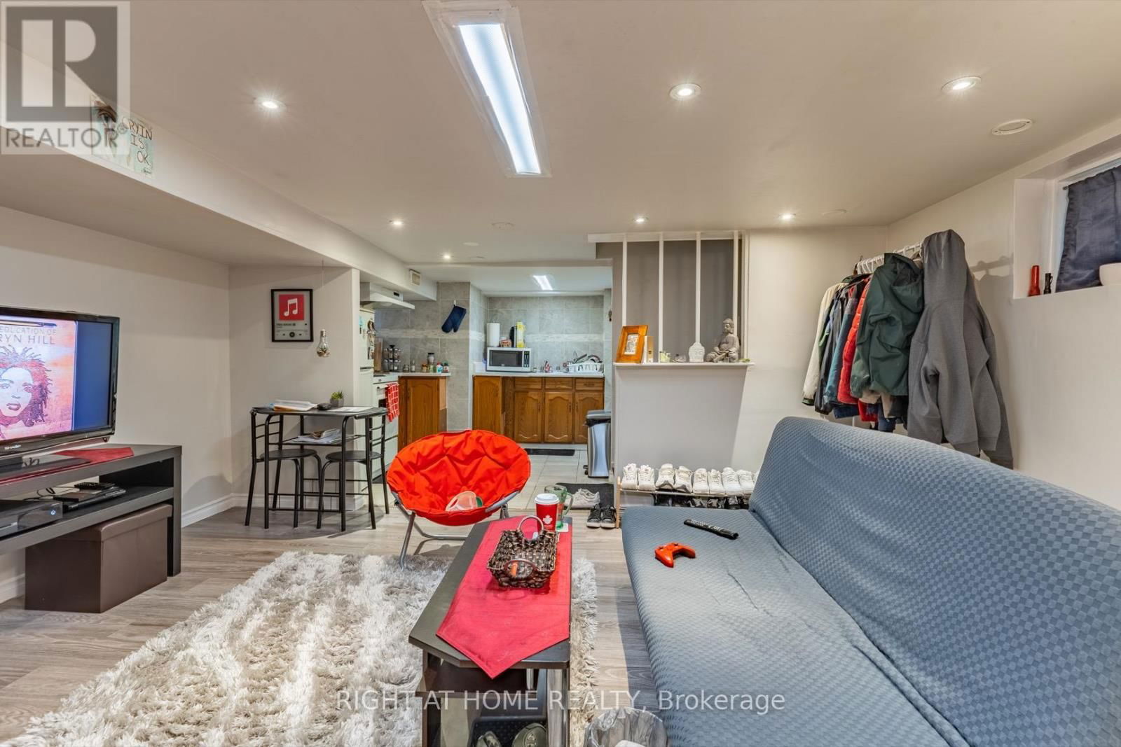 487 CANNON STREET EAST Image 15
