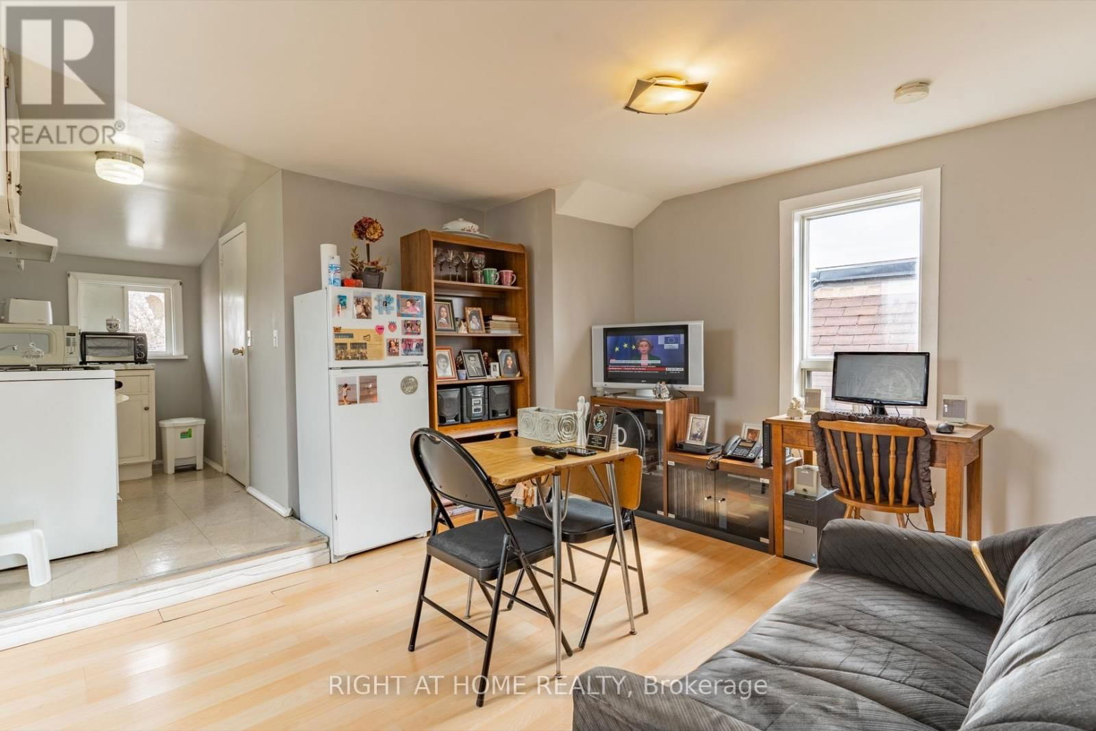 487 CANNON STREET EAST Image 7