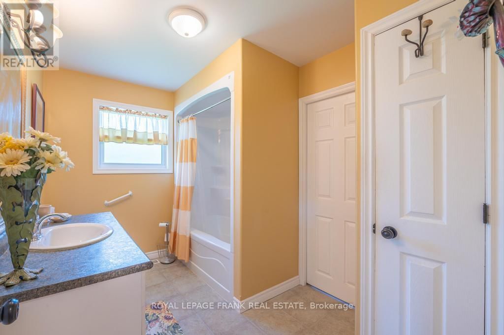 406 LAKEHURST CIRCLE ROAD Image 26