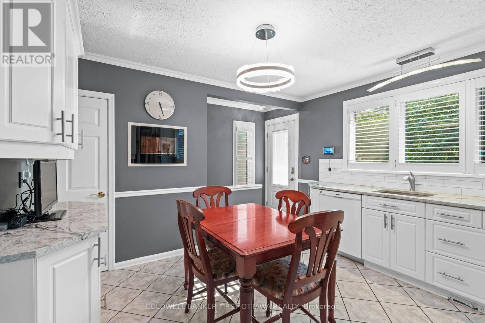 2024 CORRY STREET Image 11