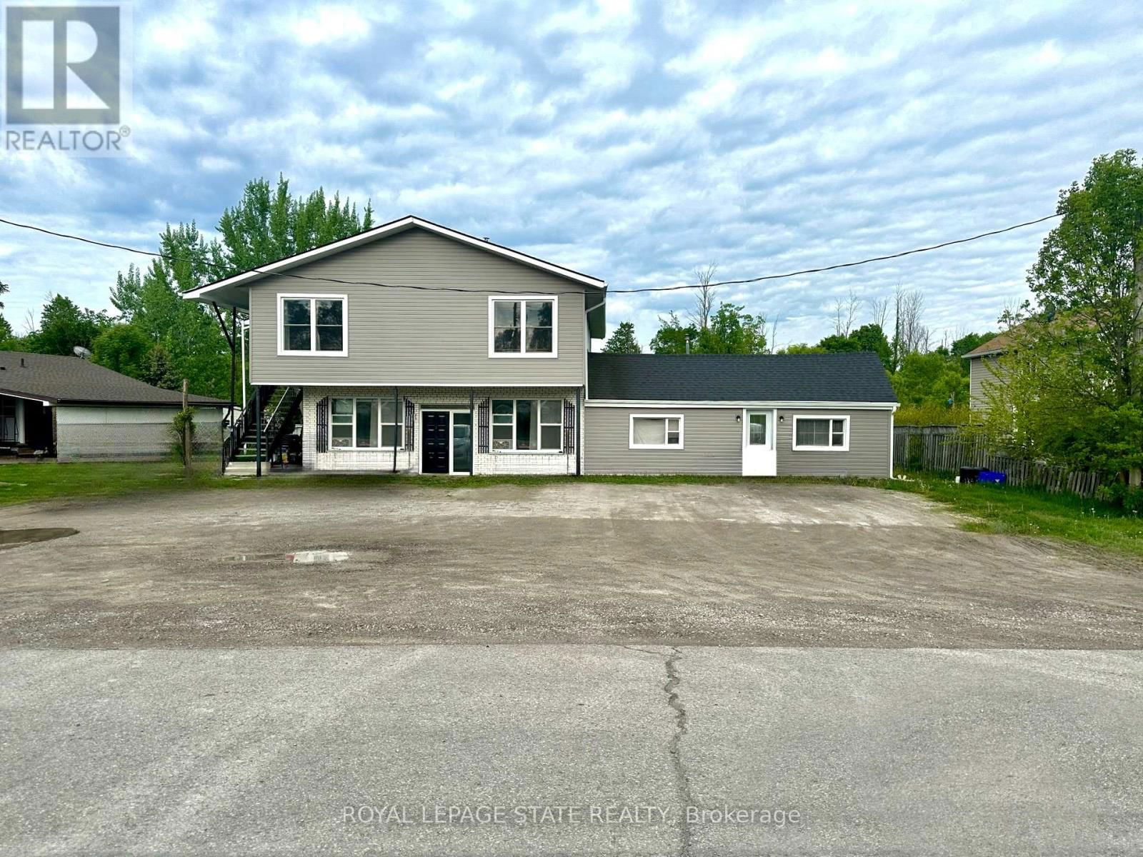 1572 NORTH SHORE DRIVE Image 1