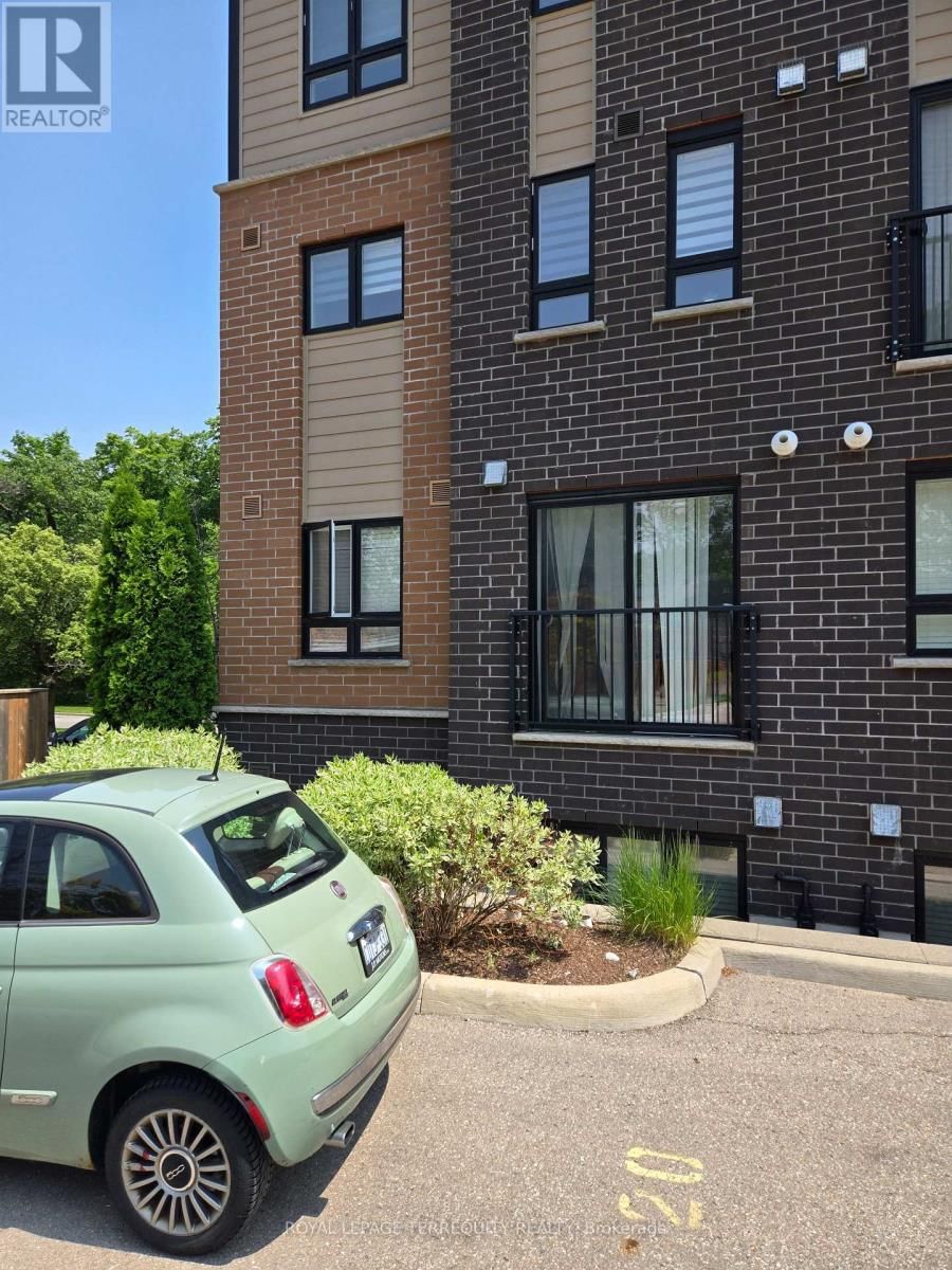 A-11 - 190 CENTURY HILL DRIVE Image 4