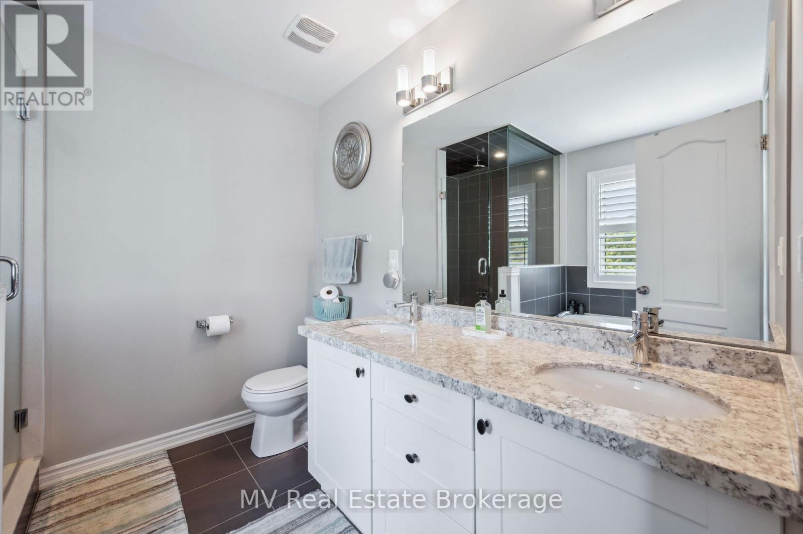 118 RYAN STREET Image 32