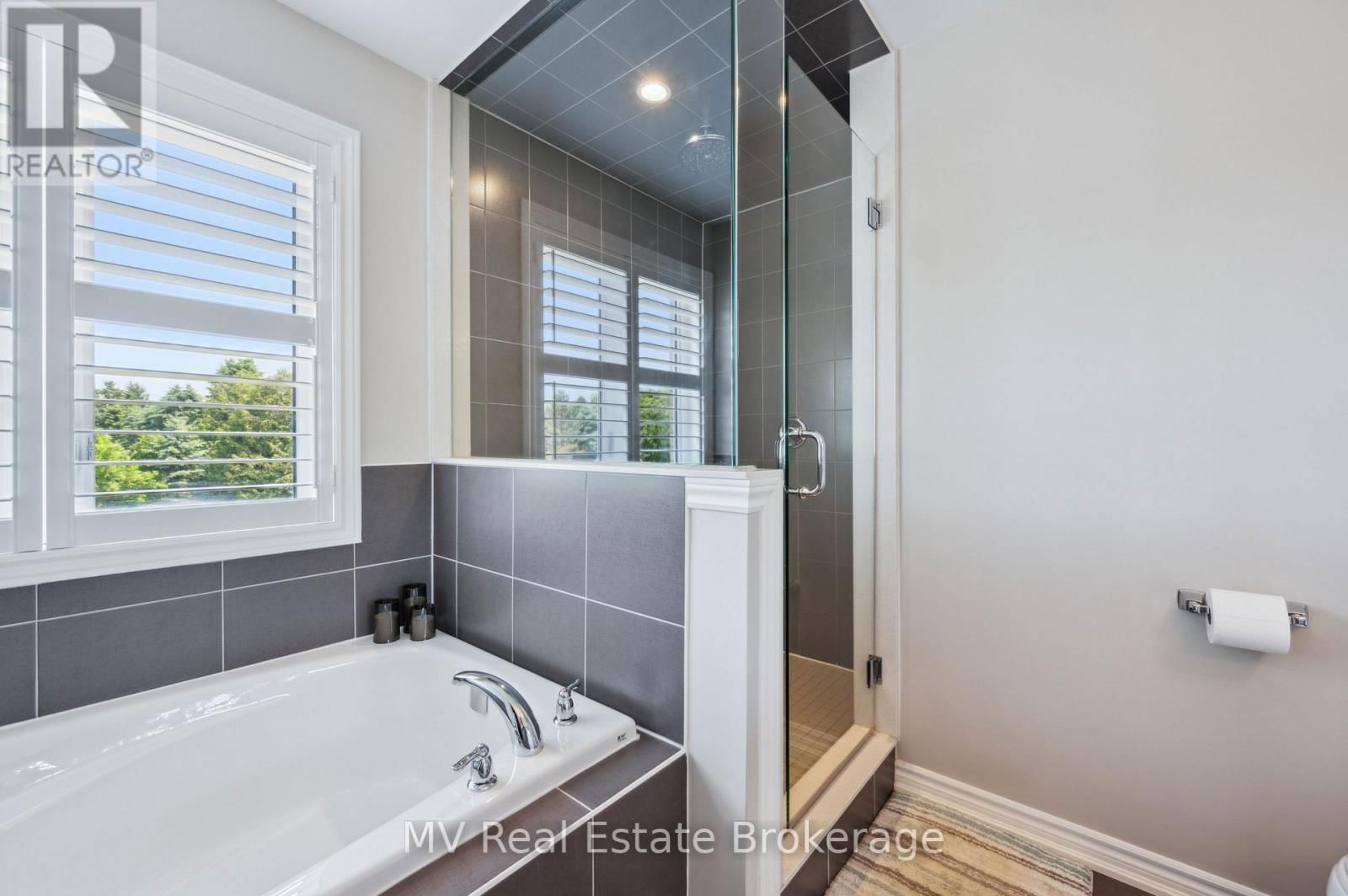 118 RYAN STREET Image 33