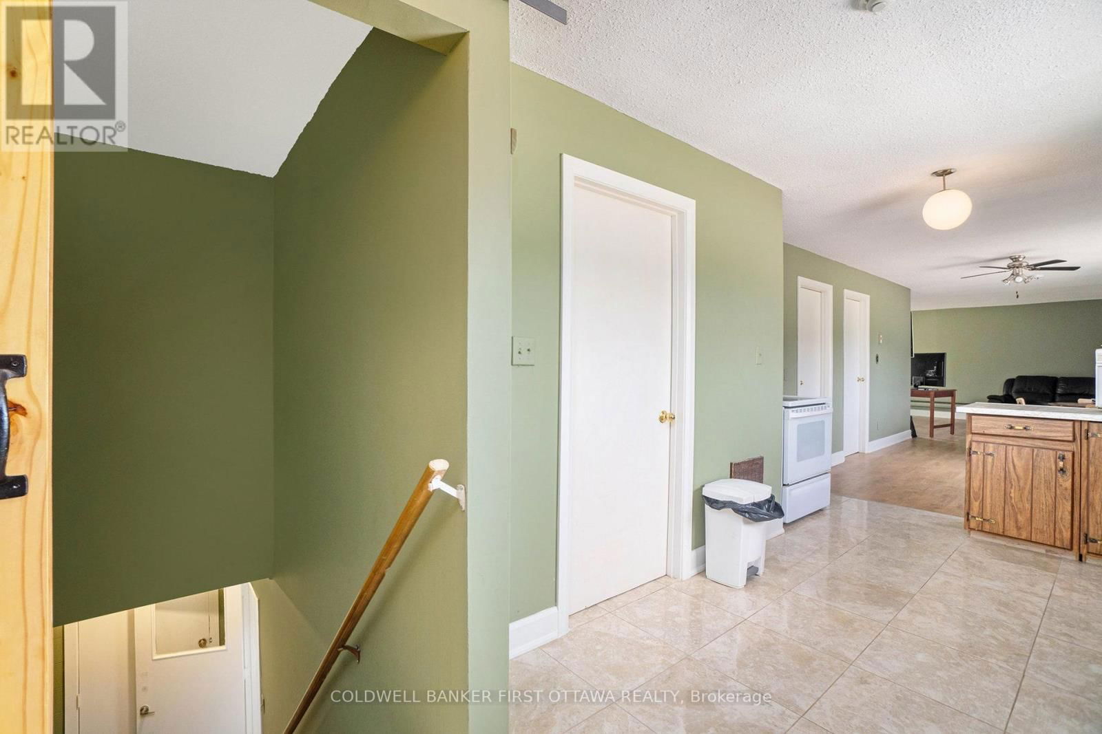 9628 HWY 509 Image 14
