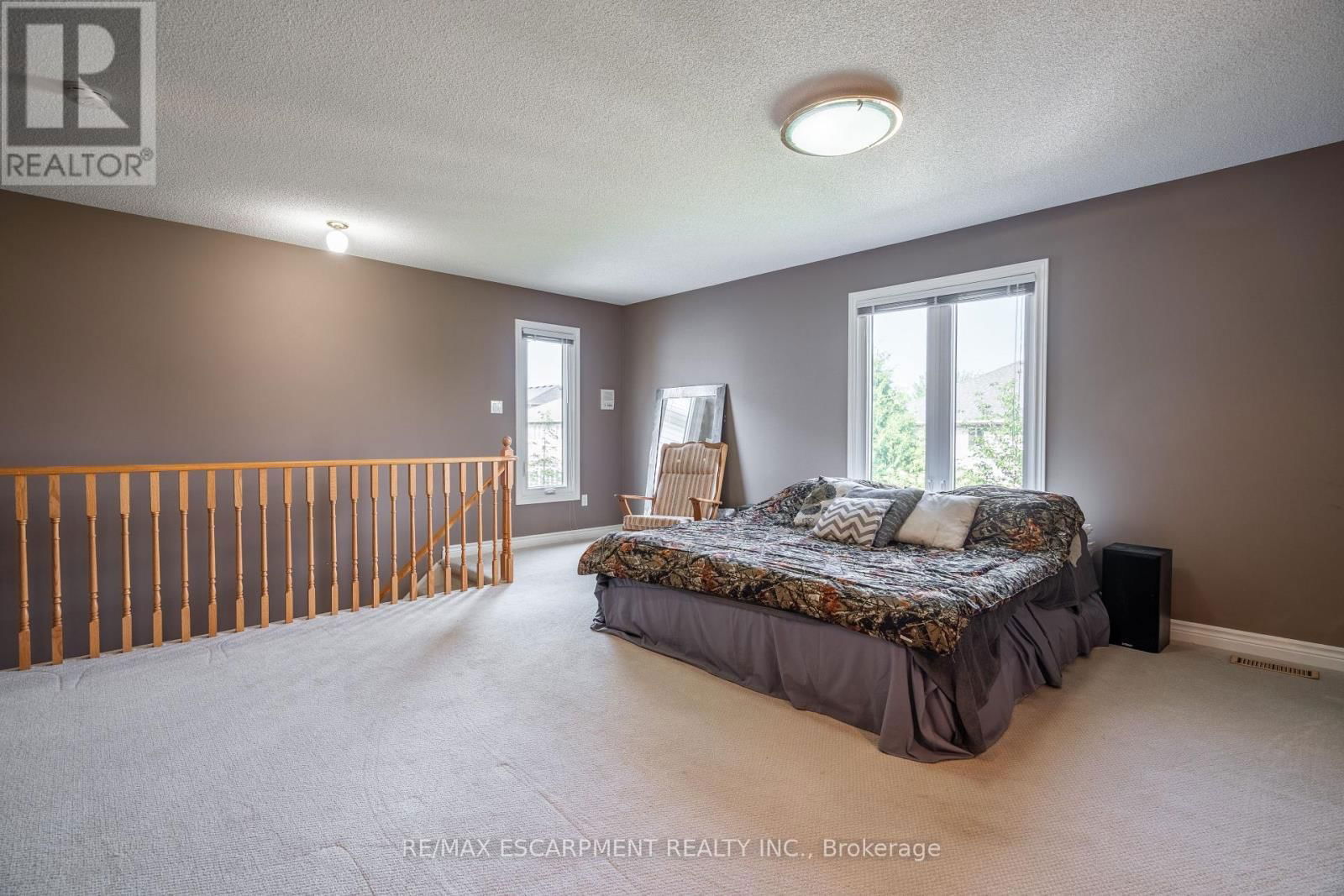 89 MEADOWLANDS BOULEVARD Image 13