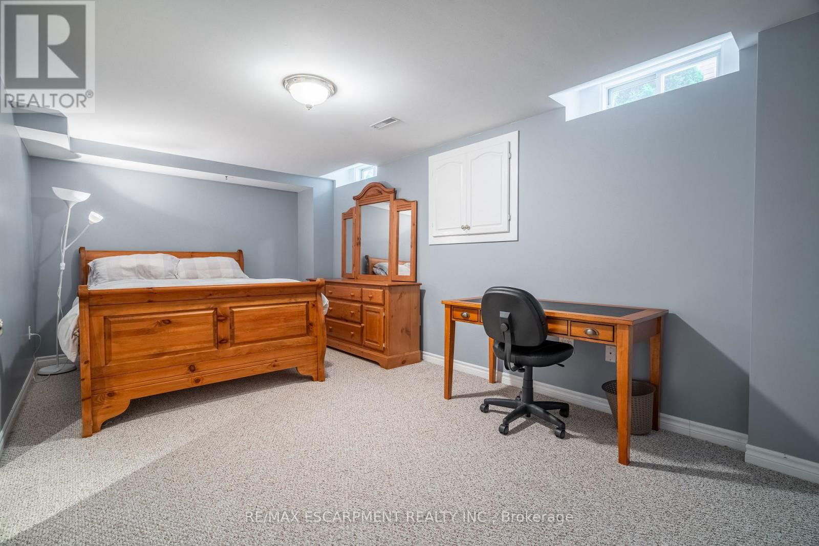 89 MEADOWLANDS BOULEVARD Image 26