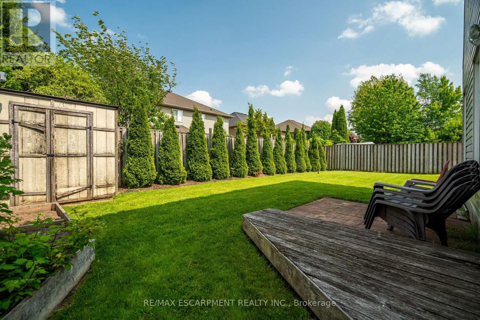 89 MEADOWLANDS BOULEVARD Image 33