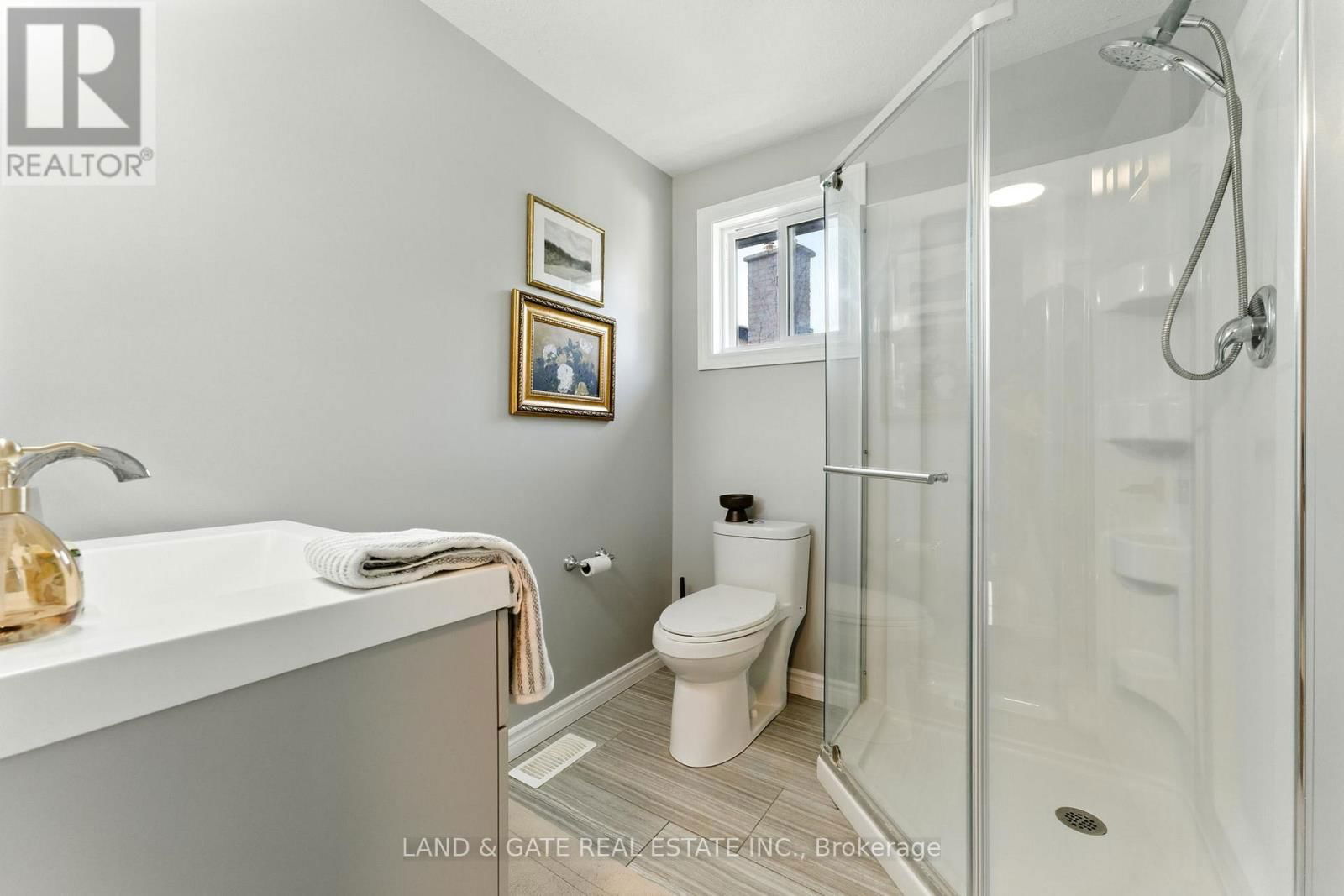 35 ASPEN VALLEY CRESCENT Image 22