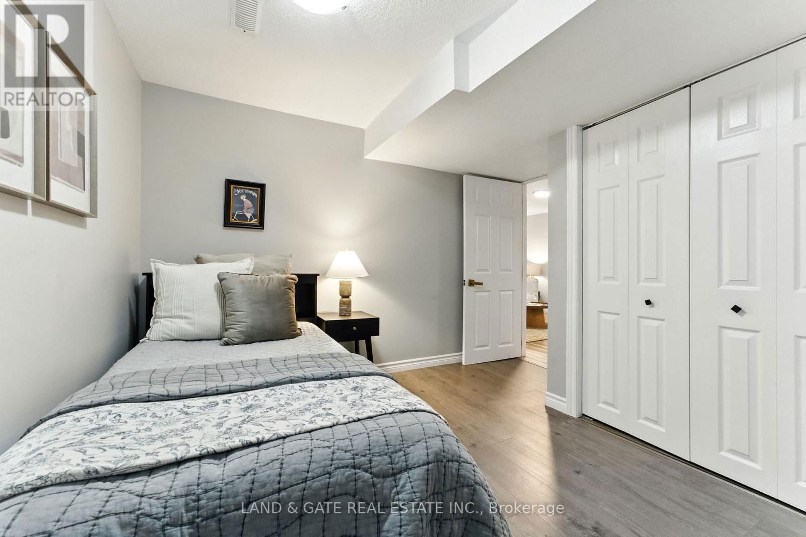 35 ASPEN VALLEY CRESCENT Image 37
