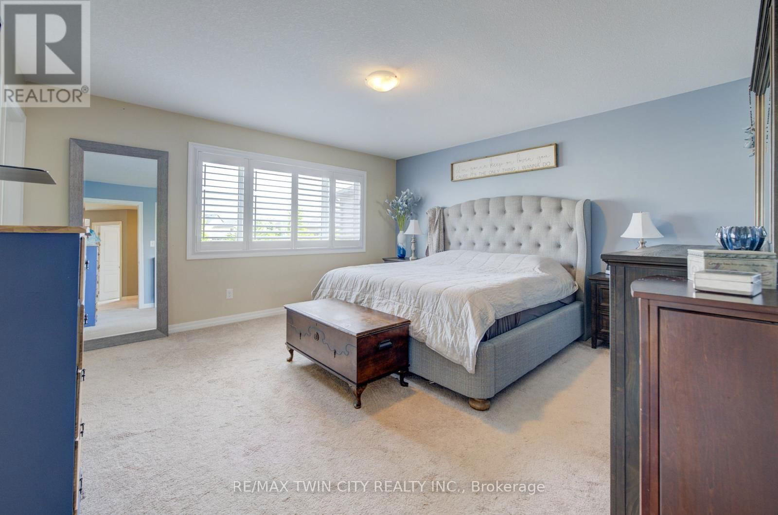 354 SALISBURY AVENUE Image 16