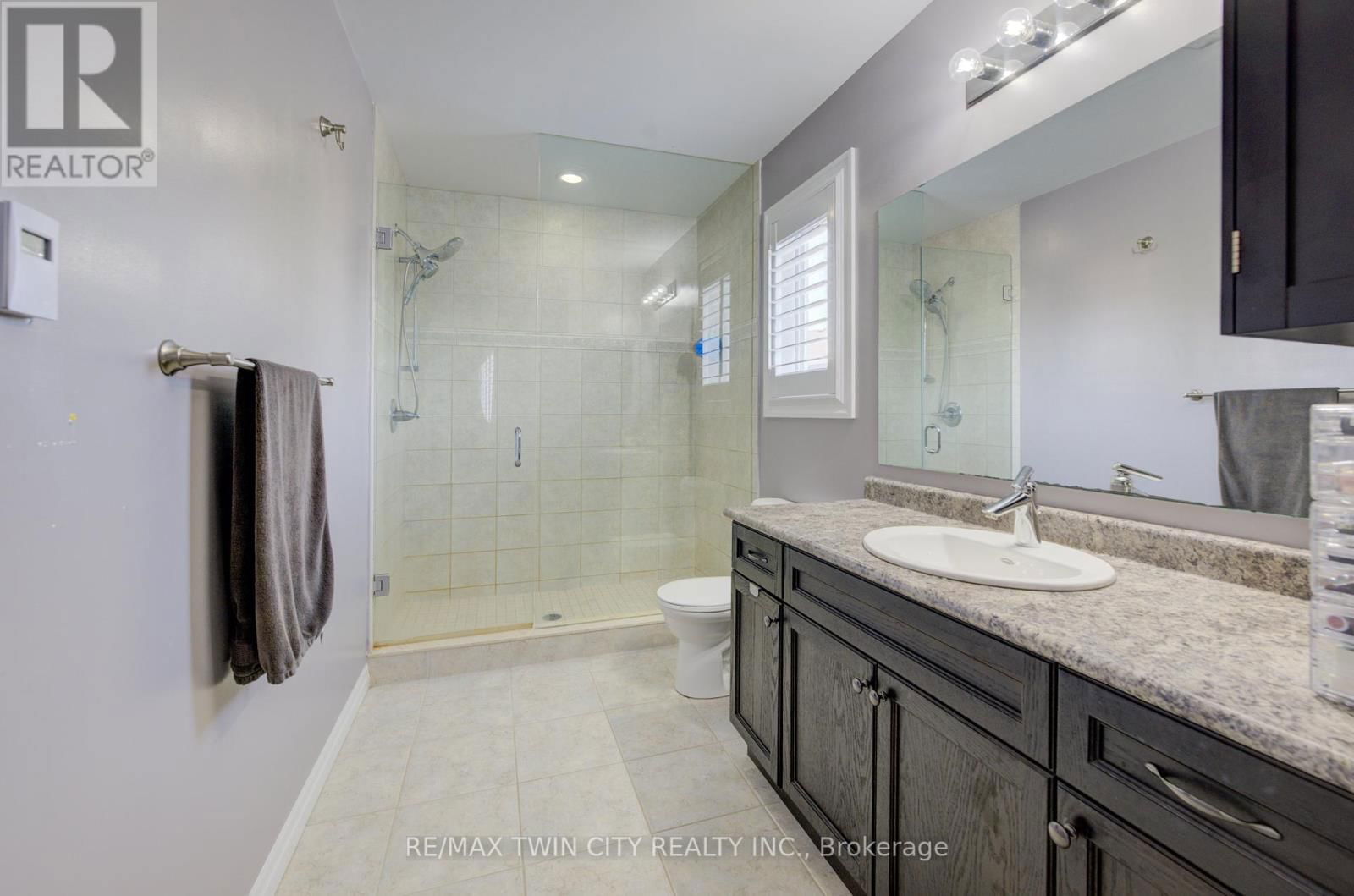 354 SALISBURY AVENUE Image 19