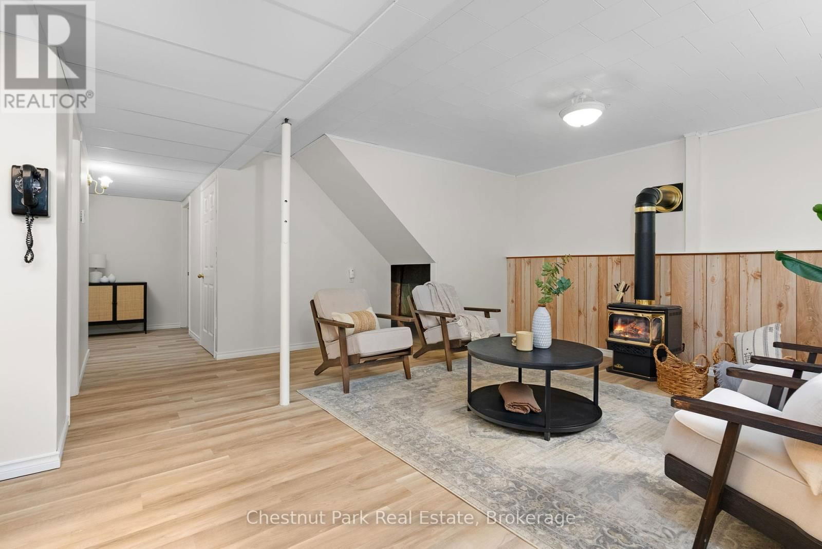 20 HILLTOP DRIVE Image 22