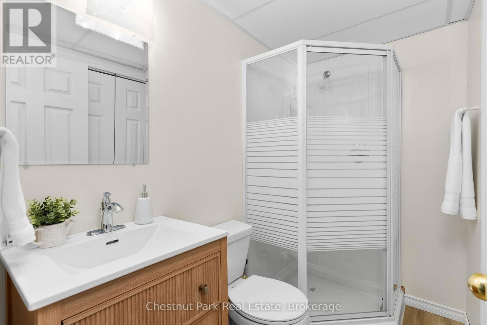 20 HILLTOP DRIVE Image 26
