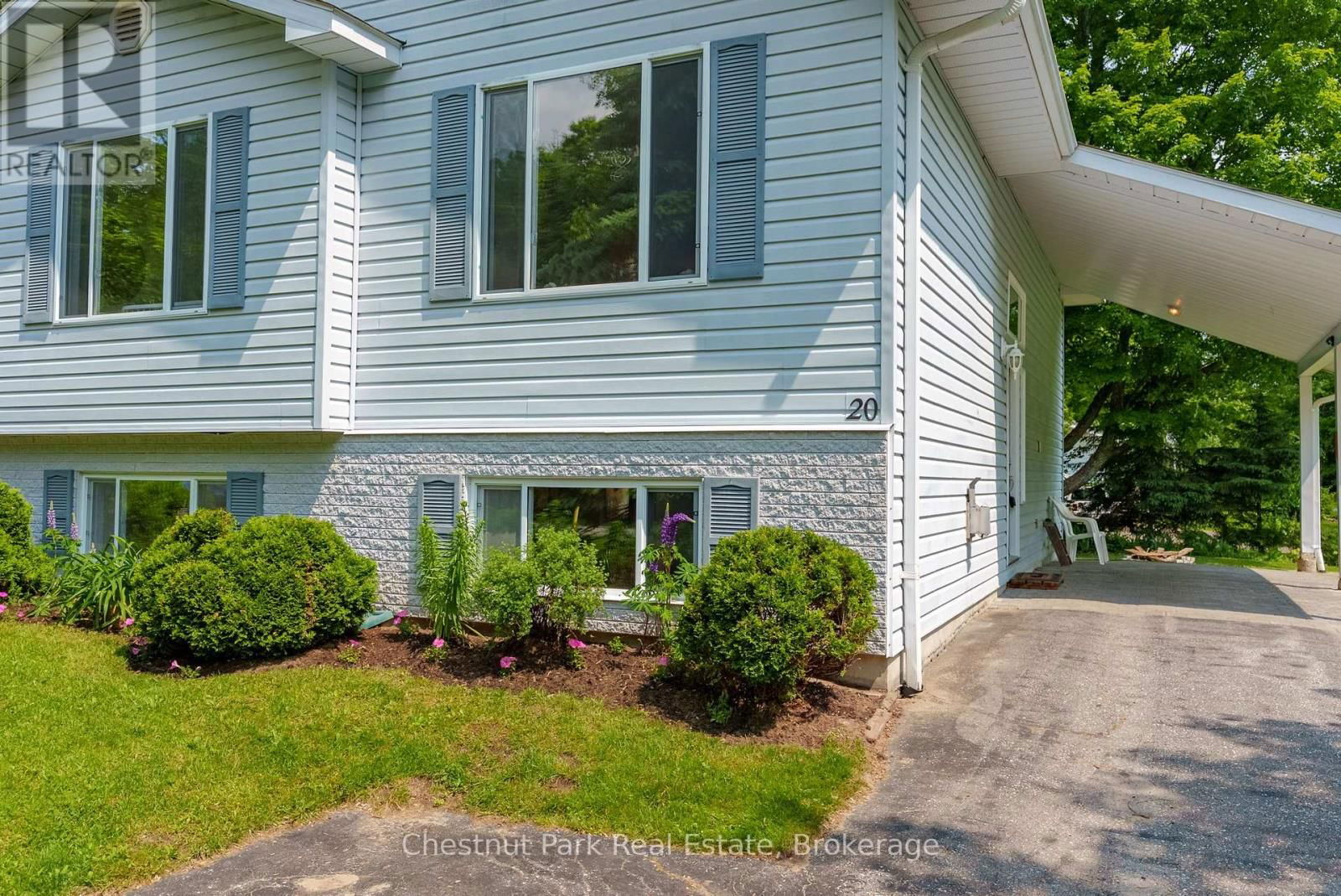 20 HILLTOP DRIVE Image 31