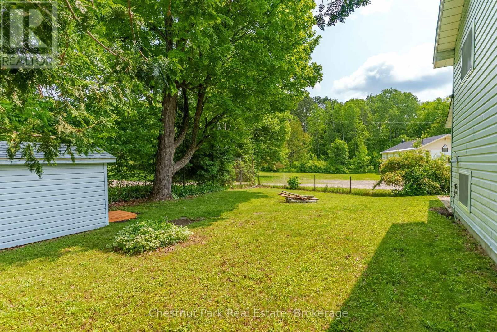 20 HILLTOP DRIVE Image 39