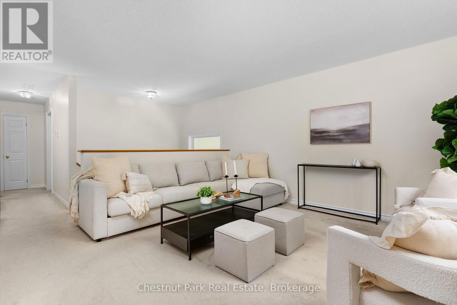 20 HILLTOP DRIVE Image 6