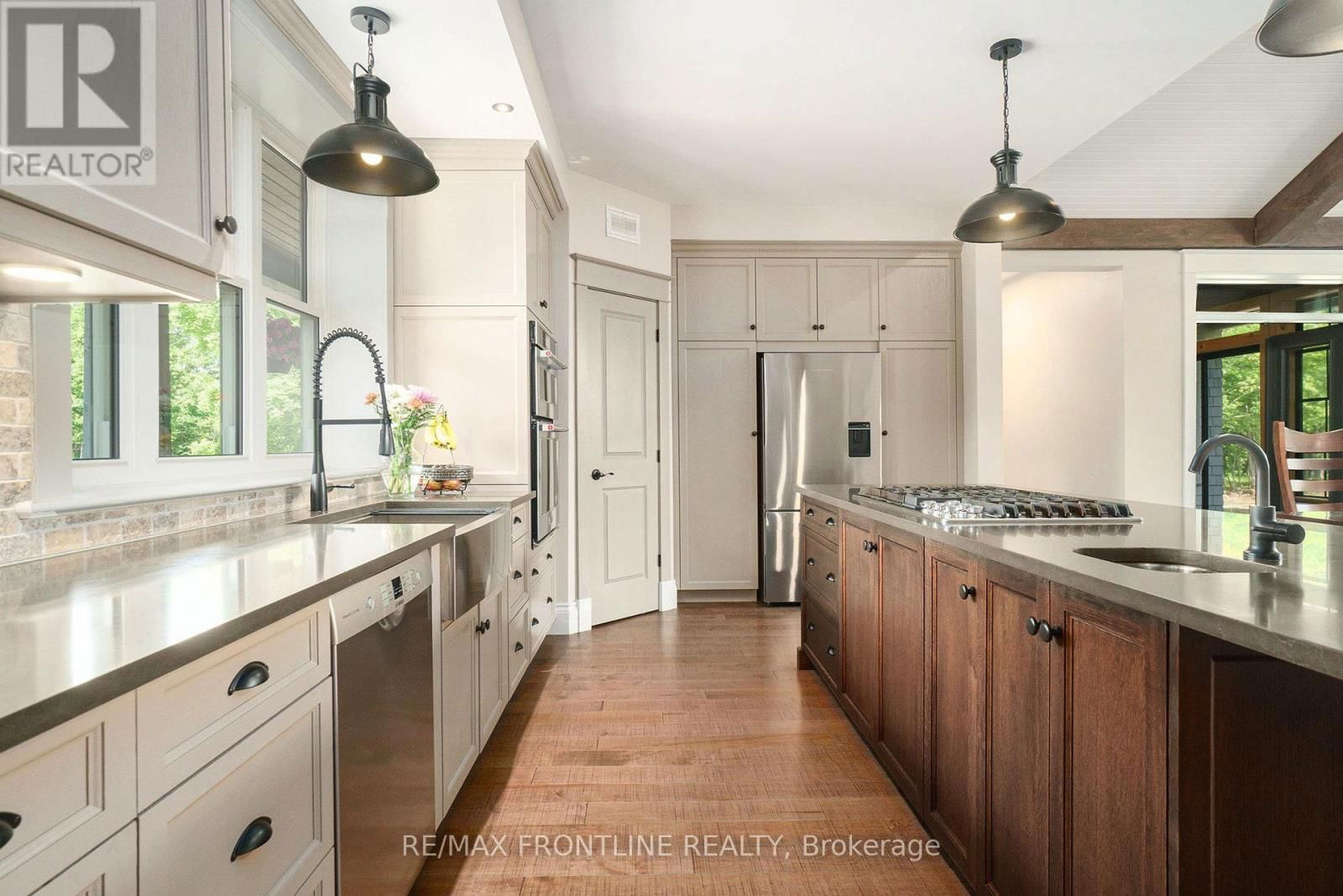 51 STONE ROAD Image 14