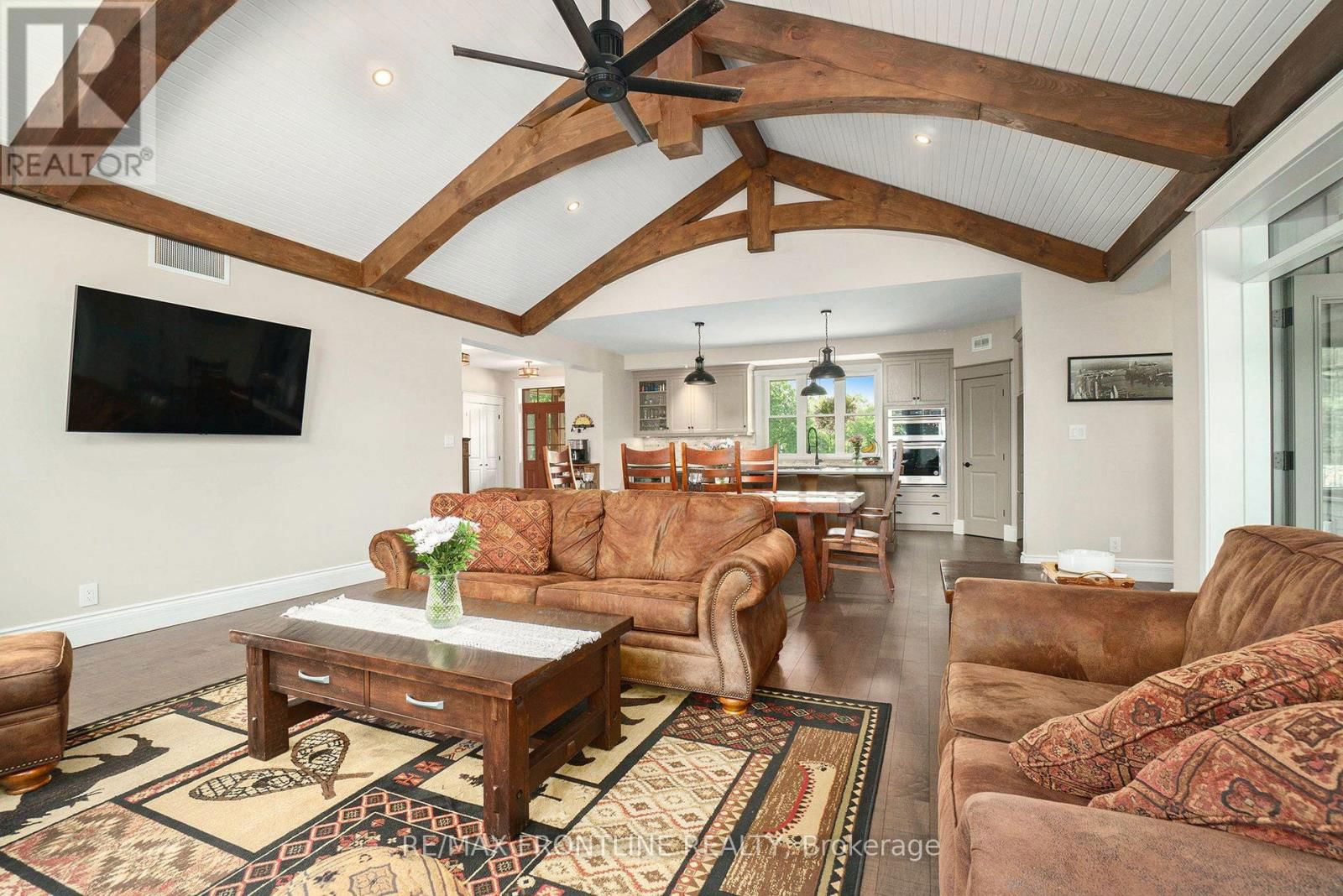 51 STONE ROAD Image 17