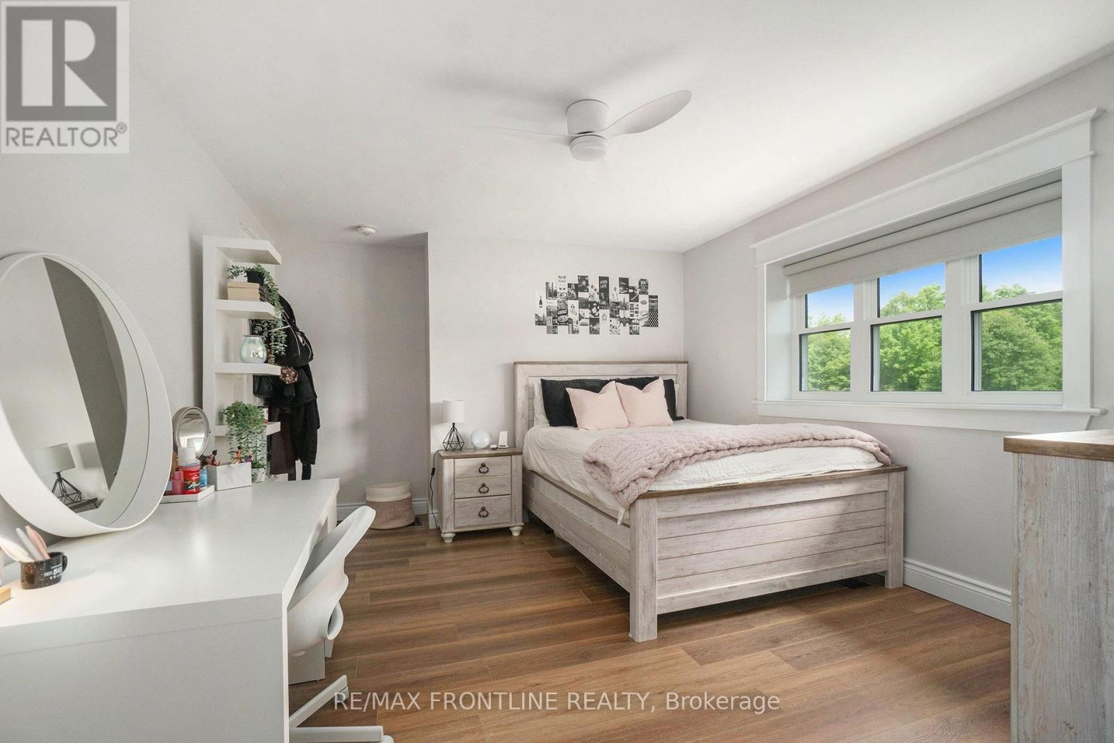 51 STONE ROAD Image 31